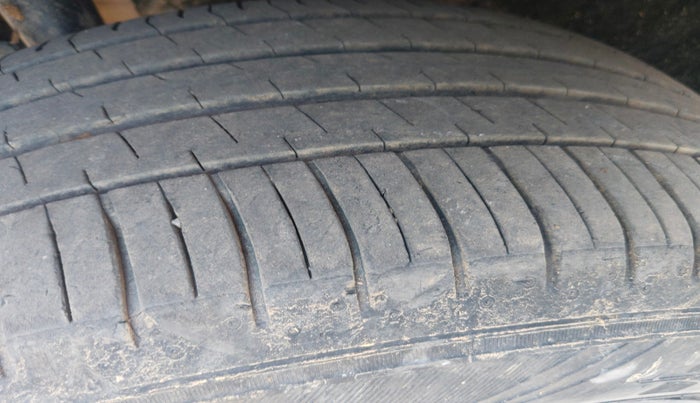 2018 Maruti Vitara Brezza VDI (O), Diesel, Manual, 1,86,727 km, tyre