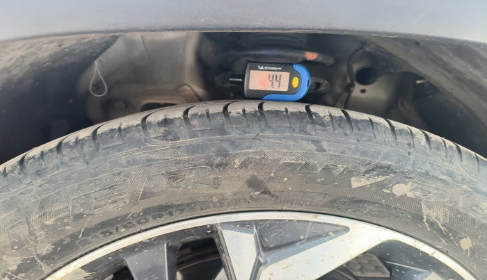 2020 Hyundai Creta SX (O) 1.5 DIESEL, Diesel, Manual, 1,55,302 km, tyre