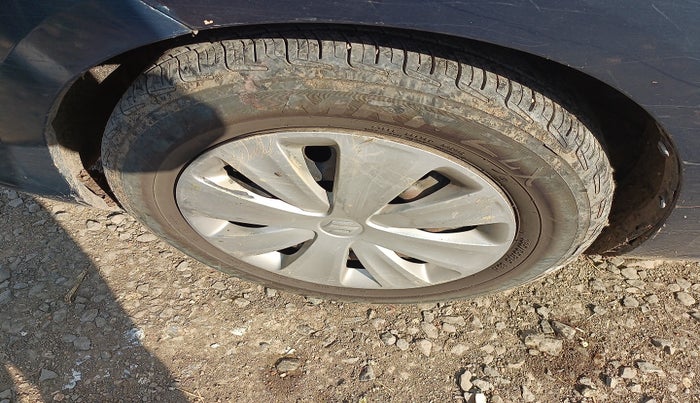 2016 Maruti Ertiga VDI SHVS, Diesel, Manual, 1,54,893 km, tyre