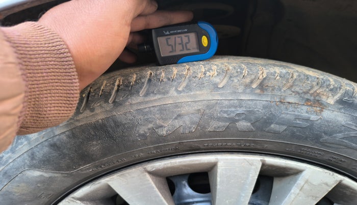 2021 Maruti Baleno DELTA PETROL 1.2, Petrol, Manual, 55,119 km, tyre