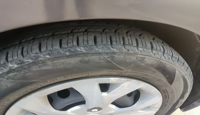 2013 Hyundai Grand i10 SPORTZ 1.2 KAPPA VTVT, Petrol, Manual, 1,19,251 km, tyre