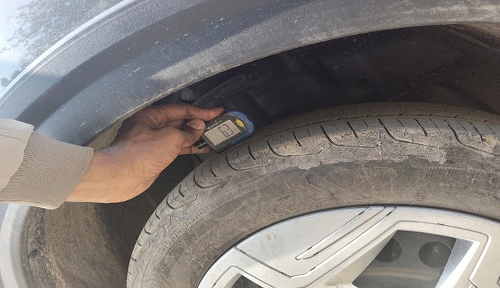 2024 Tata NEXON Pure S 1.2 Revotron 6AMT, Petrol, Automatic, 3,354 km, tyre