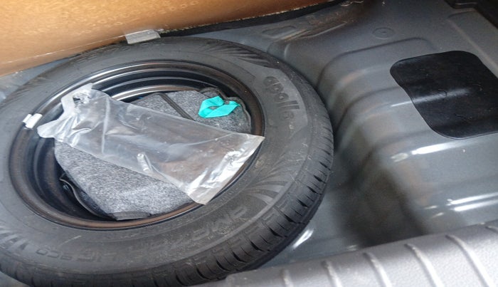 2022 Hyundai GRAND I10 NIOS SPORTZ 1.2 KAPPA VTVT, Petrol, Manual, 35,000 km, tyre