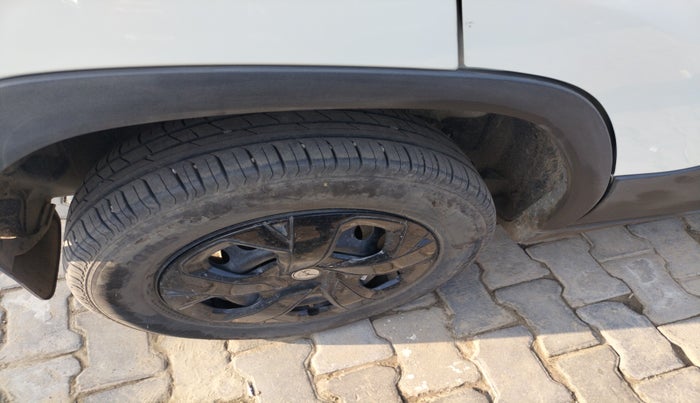 2024 Tata PUNCH PURE MT, Petrol, Manual, 12,170 km, tyre