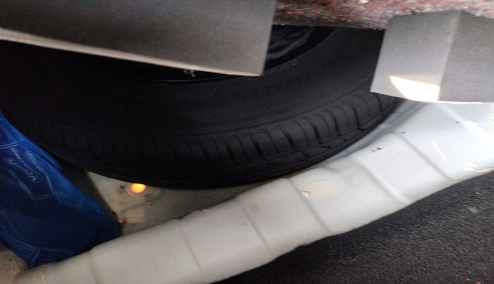 2024 Tata PUNCH PURE MT, Petrol, Manual, 12,170 km, tyre