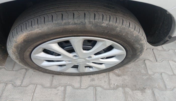 2015 Renault Duster 85 PS RXL DIESEL, Diesel, Manual, 83,550 km, tyre