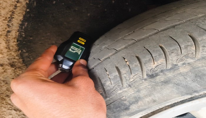 2017 Maruti Vitara Brezza VDI (O), Diesel, Manual, 73,101 km, tyre