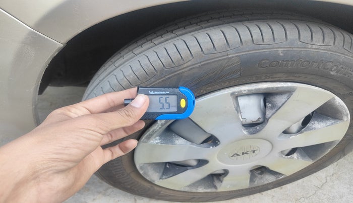 2011 Maruti Alto K10 LXI, Petrol, Manual, 92,774 km, tyre