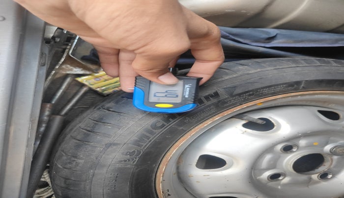 2011 Maruti Alto K10 LXI, Petrol, Manual, 92,774 km, tyre