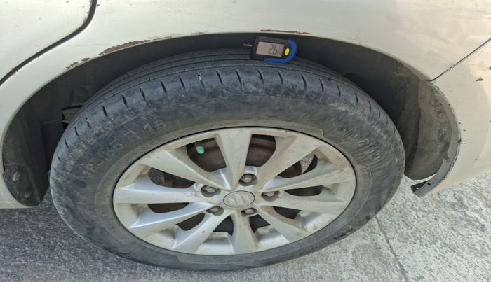 2013 Maruti Ertiga ZDI, Diesel, Manual, 3,32,132 km, tyre