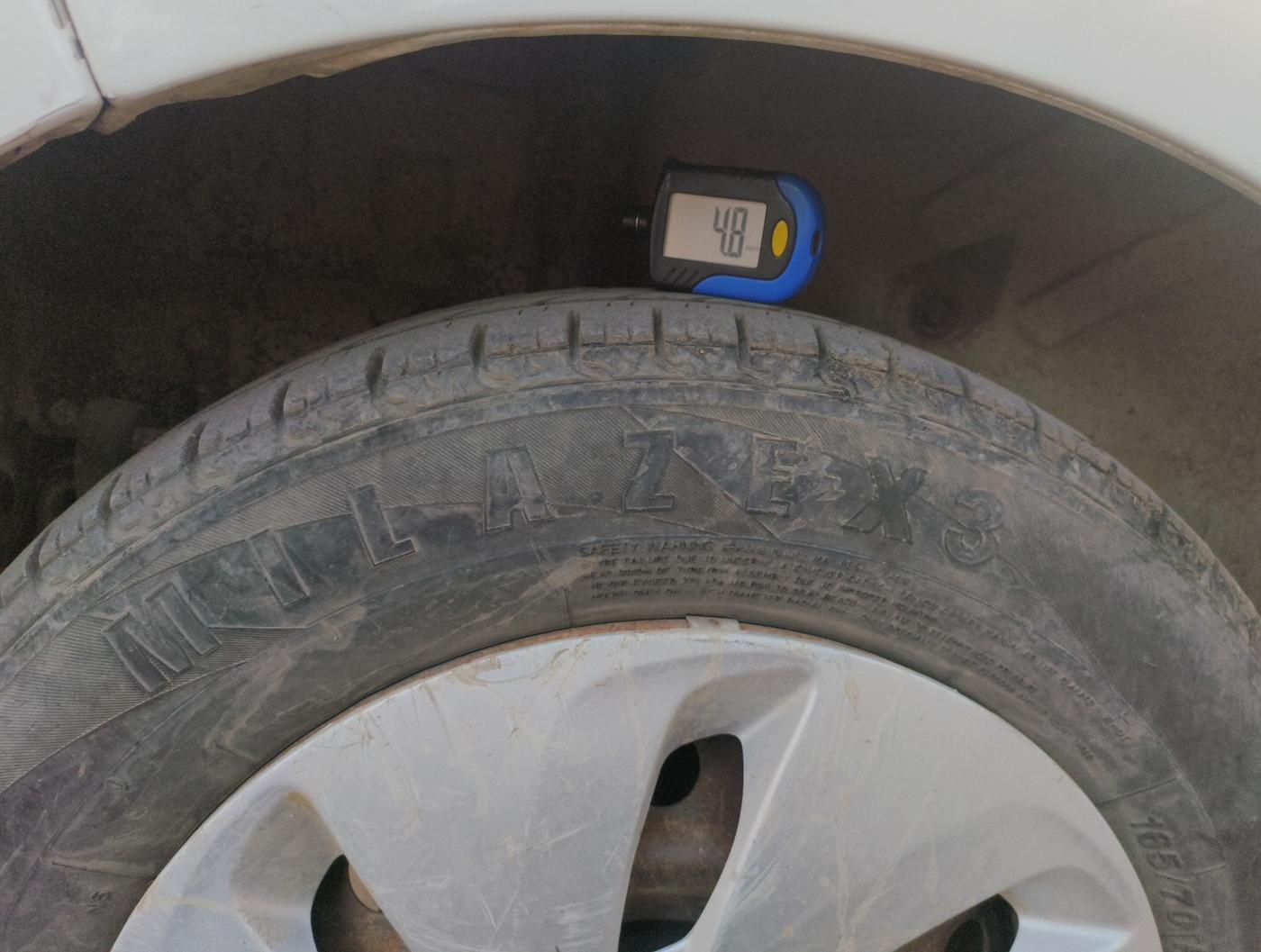 2014 Maruti Celerio VXI CNG, CNG, Manual, 1,42,531 km, tyre