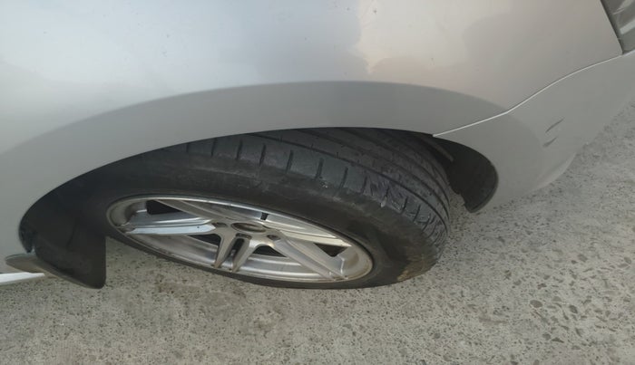 2019 Volkswagen Polo TRENDLINE 1.0L, Petrol, Manual, 1,12,000 km, tyre