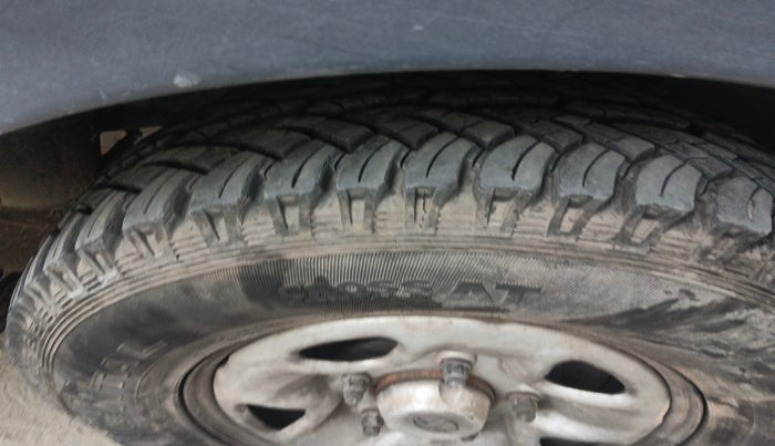 2018 Tata Hexa XE 4X2 7 STR, Diesel, Manual, 69,700 km, tyre