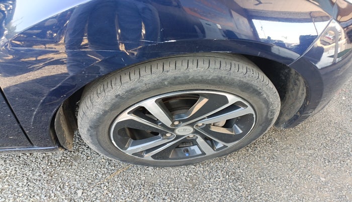 2023 Tata ALTROZ XZ PLUS SUNROOF CNG, Petrol, Manual, 53,468 km, tyre