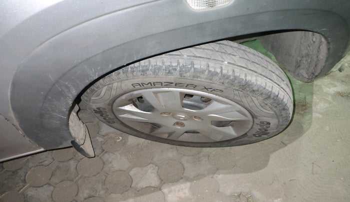 2021 Renault Kwid RXL, Petrol, Manual, 40,112 km, tyre