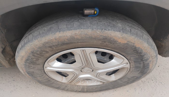 2021 Tata Harrier XMA 2.0L KRYOTEC, Diesel, Automatic, 1,03,357 km, tyre