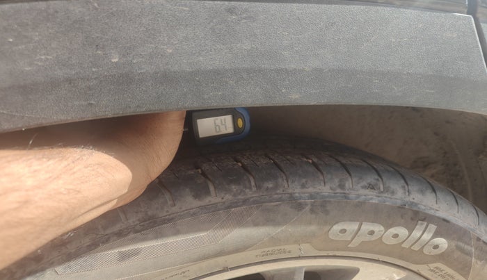 2024 Hyundai Creta SX (O) 1.5 PETROL, Petrol, Manual, 15,000 km, tyre