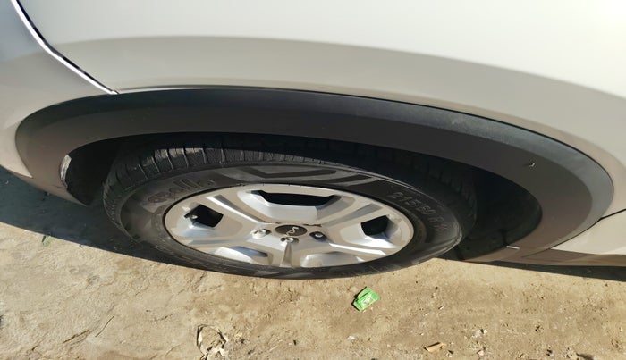 2021 KIA SONET HTK PLUS 1.2, Petrol, Manual, 30,988 km, tyre