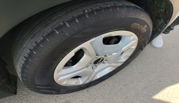 2021 KIA SONET HTK PLUS 1.2, Petrol, Manual, 30,988 km, tyre