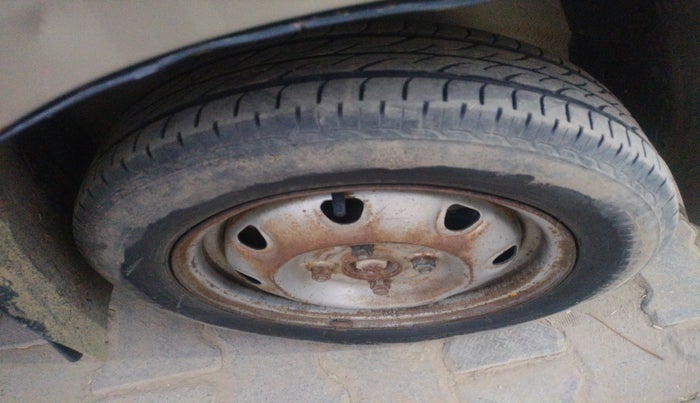 2010 Maruti Alto K10 LXI, Petrol, Manual, 1,72,227 km, tyre