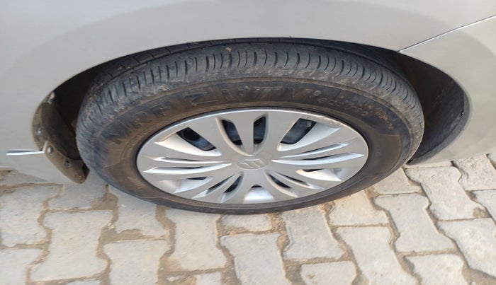 2015 Maruti Ertiga VDI SHVS, Diesel, Manual, 1,37,584 km, tyre