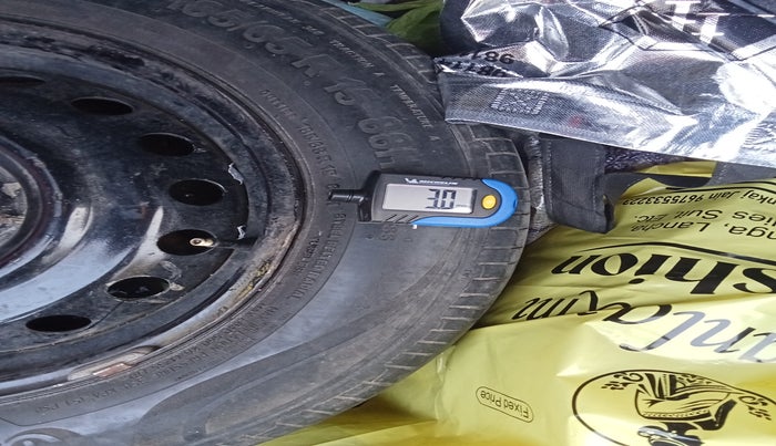 2016 Hyundai Verna 1.6 CRDI SX, Diesel, Manual, 49,247 km, tyre