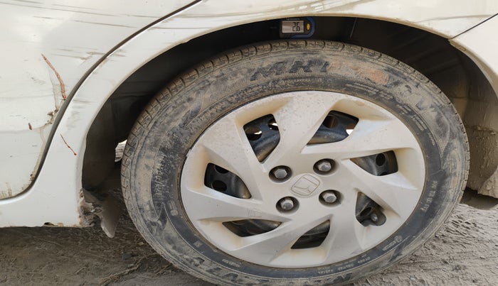 2016 Honda Amaze 1.5L I-DTEC S, Diesel, Manual, 74,433 km, tyre