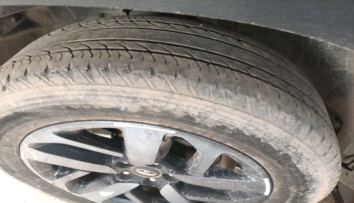 2022 Tata Safari XZA PLUS DARK EDITION, Diesel, Automatic, 46,976 km, tyre