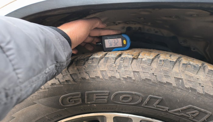 2019 Toyota Fortuner 2.8 4X2 AT, Diesel, Automatic, 1,53,984 km, tyre