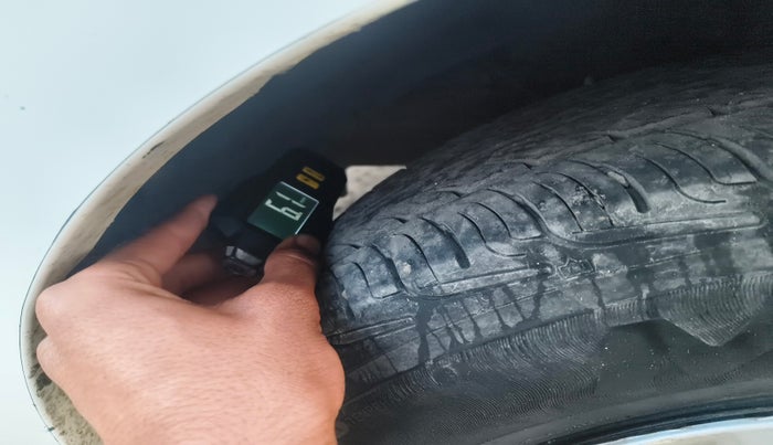 2020 Maruti Dzire VXI, Petrol, Manual, 63,014 km, tyre