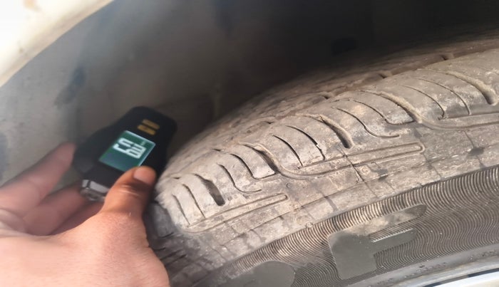 2020 Maruti Dzire VXI, Petrol, Manual, 63,014 km, tyre