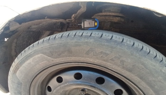 2014 Maruti Swift Dzire VDI, Diesel, Manual, 95,300 km, tyre