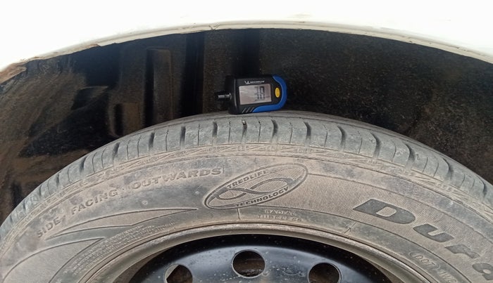 2014 Maruti Swift Dzire VDI, Diesel, Manual, 95,300 km, tyre