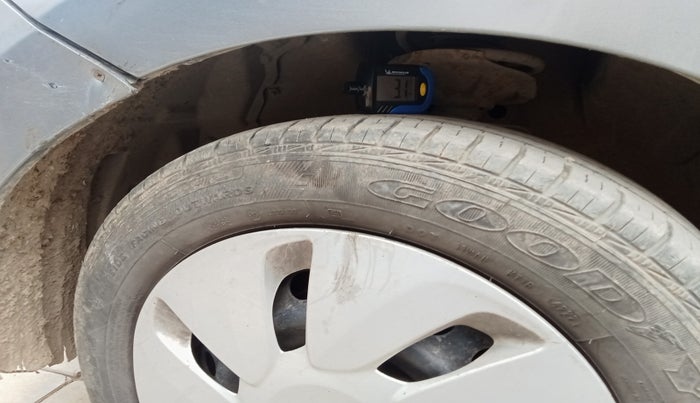 2015 Maruti Celerio VXI, Petrol, Manual, 1,24,050 km, tyre