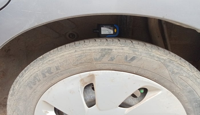 2015 Maruti Celerio VXI, Petrol, Manual, 1,24,050 km, tyre