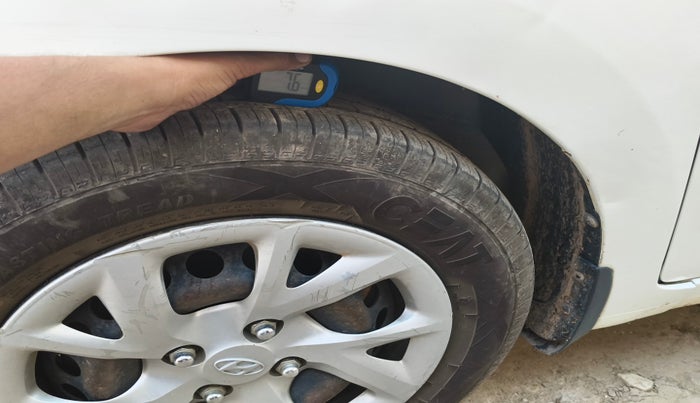 2017 Hyundai Grand i10 MAGNA 1.2 KAPPA VTVT, Petrol, Manual, 1,07,230 km, tyre