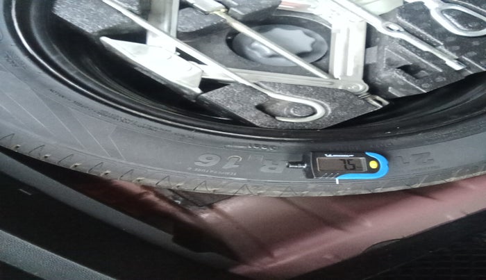 2021 MG ASTOR SMART 1.5 CVT, Petrol, Automatic, 72,722 km, tyre