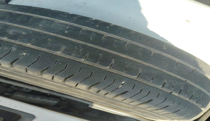 2021 Maruti New Wagon-R LXI CNG (O) 1.0, CNG, Manual, 86,050 km, tyre