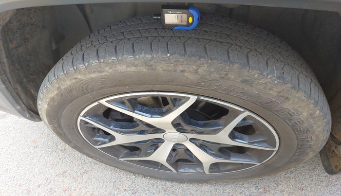 2023 Jeep MERIDIAN LIMITED (O) 4X4 AT, Diesel, Automatic, 26,559 km, tyre