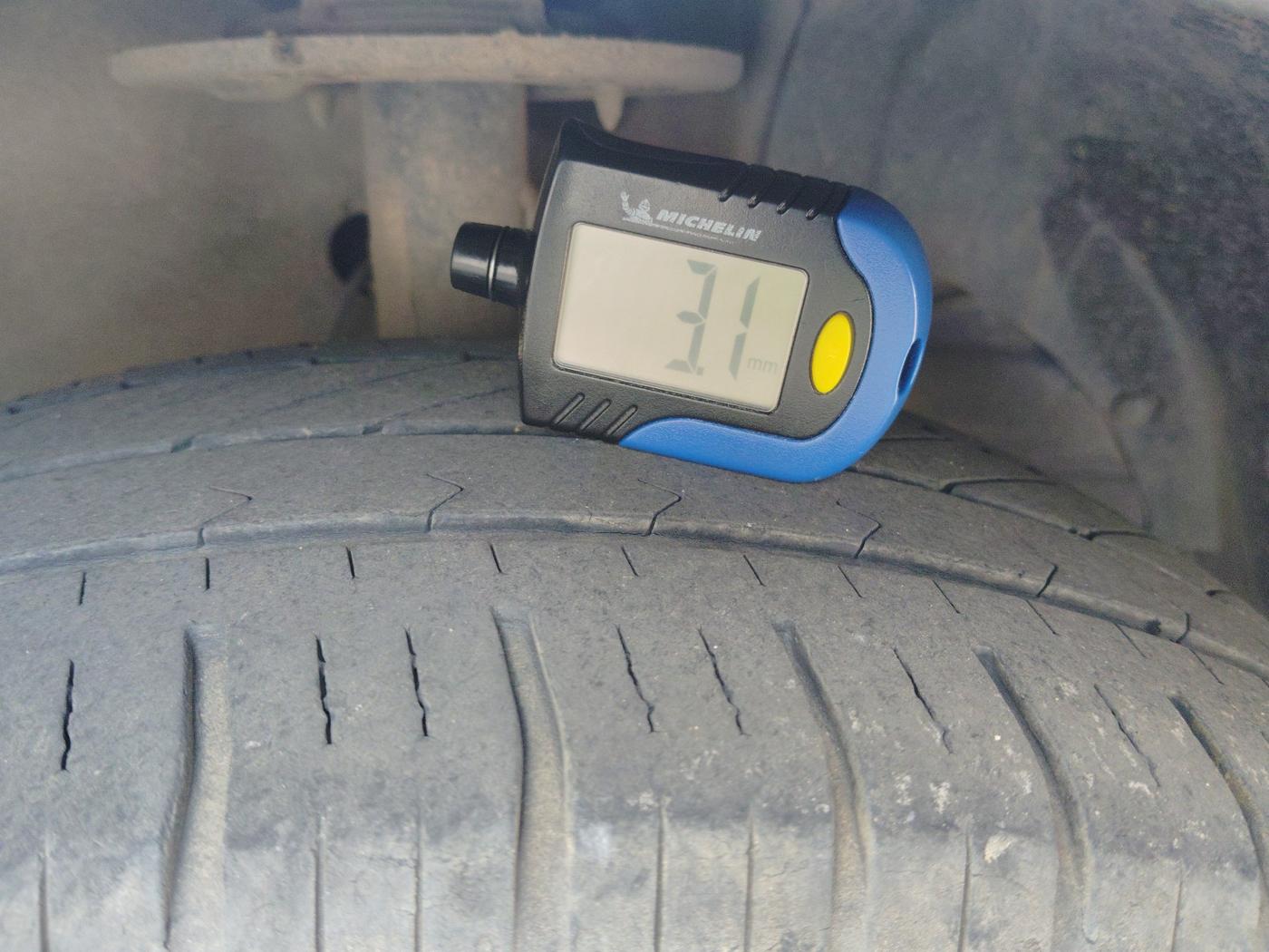 2017 Maruti Baleno DELTA DIESEL 1.3, Diesel, Manual, 1,23,211 km, tyre