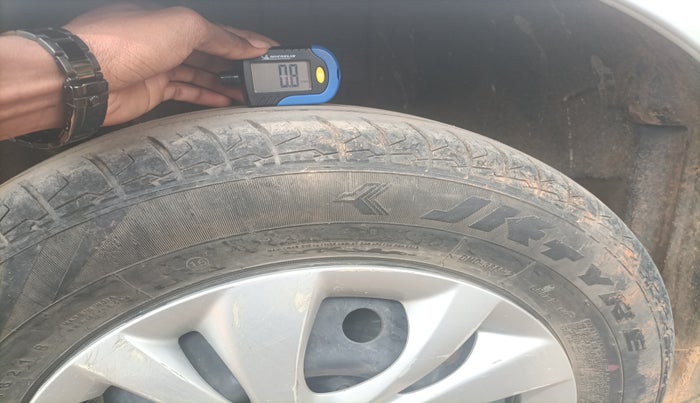 2021 Maruti Swift VXI, Petrol, Manual, 70,171 km, tyre