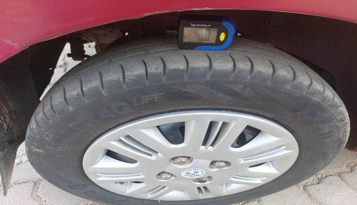 2011 Hyundai Santro Xing GLS, Petrol, Manual, 79,233 km, tyre