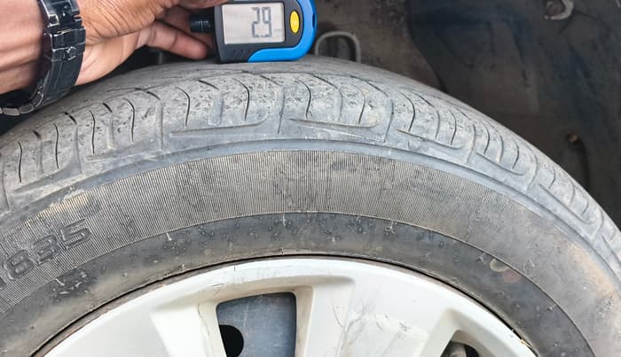 2010 Tata Indica Vista AQUA QUADRAJET, Diesel, Manual, 1,20,934 km, tyre