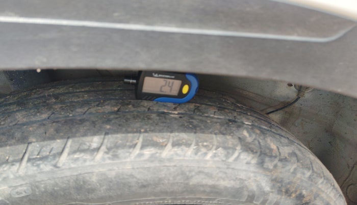 2020 Hyundai VENUE SX 1.0 TURBO, Petrol, Manual, 47,813 km, tyre