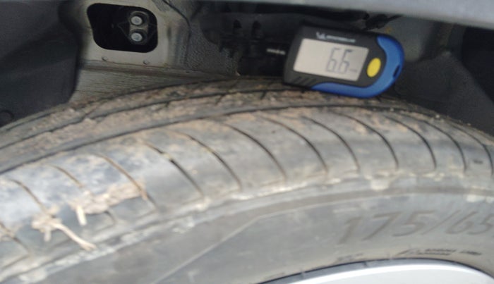 2024 Hyundai EXTER  SX 1.2 AMT, Petrol, Automatic, 5,546 km, tyre