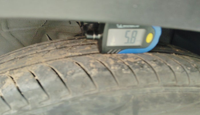 2024 Hyundai EXTER  SX 1.2 AMT, Petrol, Automatic, 5,546 km, tyre