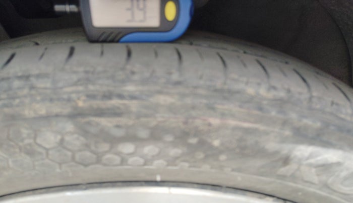 2023 Hyundai AURA S 1.2 CNG, CNG, Manual, 46,728 km, tyre