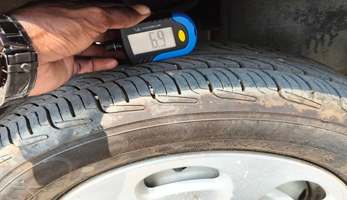 2017 Tata Nano TWIST XTA, Petrol, Automatic, 27,357 km, tyre