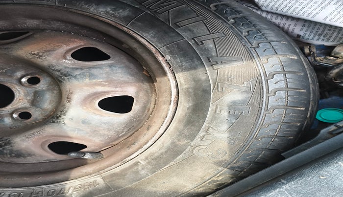 2006 Maruti Wagon R VXI, Petrol, Manual, 1,02,343 km, tyre