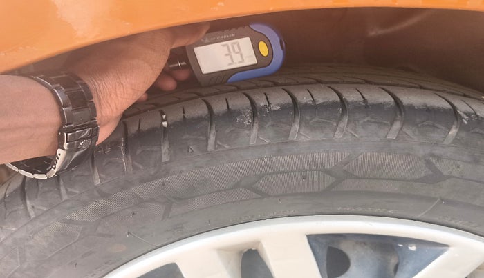 2017 Tata Tiago XZ PETROL, Petrol, Manual, 1,67,729 km, tyre